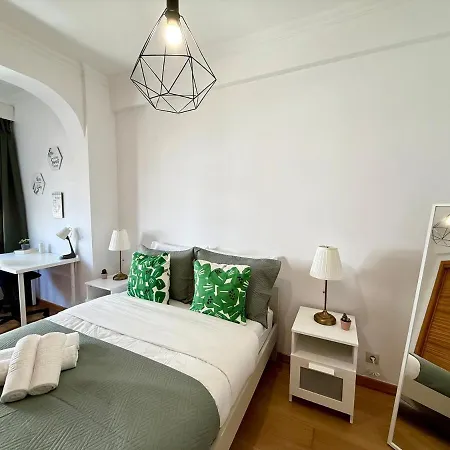 Refuge à Beira-mar In *